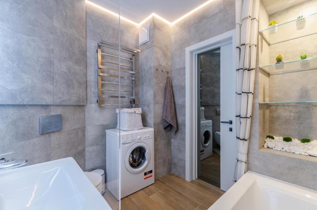 Modern Vip Smart. Lägenhet Kiev Exteriör bild