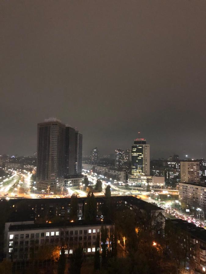 Modern Vip Smart. Lägenhet Kiev Exteriör bild